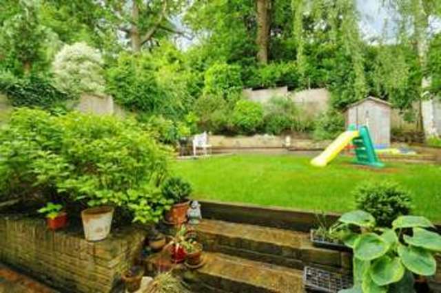  Image of 4 bedroom Detached house for sale in Ravenswood Park Northwood HA6 at Northwood, HA6 3PR