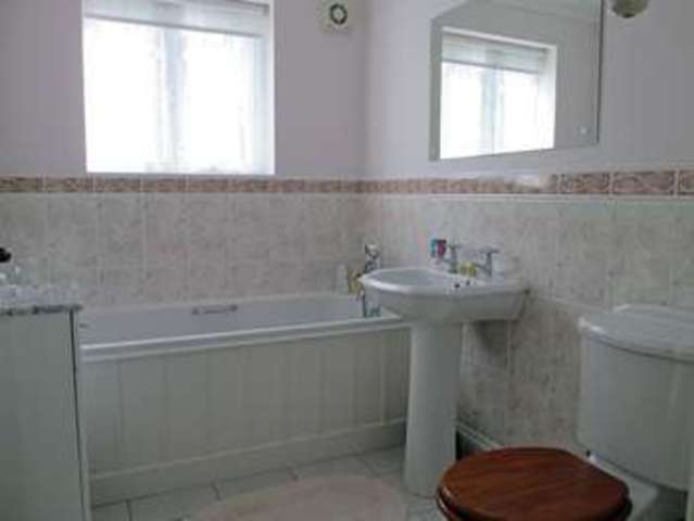  Image of 4 bedroom Semi-Detached house for sale in Rectors Gate Retford DN22 at Rectors Gate  Retford, DN22 7TX