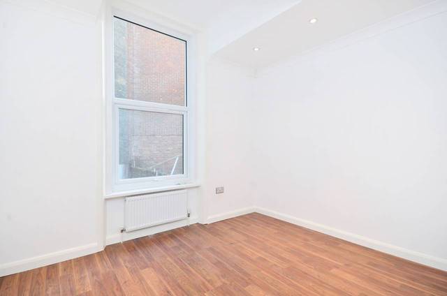  Image of 2 bedroom Maisonette for sale in Rectory Road London N16 at Rectory Road  Hackney, N16 7QP