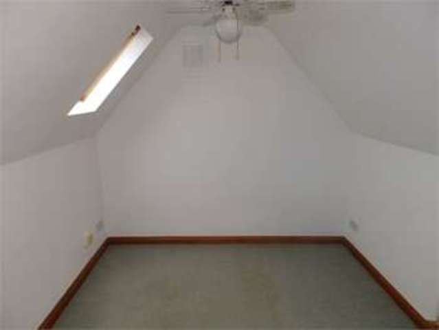  Image of 5 bedroom Detached house to rent in Rectory Road Hadleigh Benfleet SS7 at Rectory road Hadleigh Hadleigh, SS7 2ND