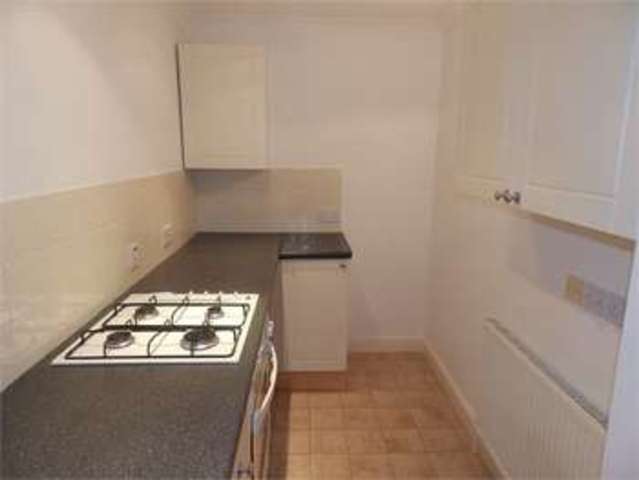 Image of 1 bedroom Semi-Detached house to rent in Rectory Road Hadleigh Benfleet SS7 at Rectory road Hadleigh Hadleigh, SS7 2ND