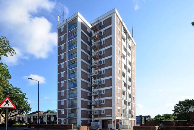  Image of 1 bedroom Flat for sale in Rectory Road London N16 at Rectory Road, Stoke Newington  Stoke Newington, N16 7QX