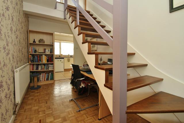  Image of 3 bedroom Detached house for sale in Red Lion Road Chobham Woking GU24 at Chobham  Burrowhill, GU24 8RG