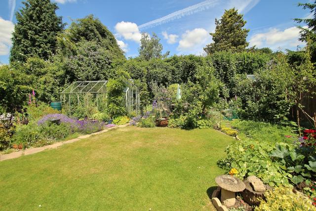  Image of 3 bedroom Detached house for sale in Red Lion Road Chobham Woking GU24 at Chobham  Burrowhill, GU24 8RG
