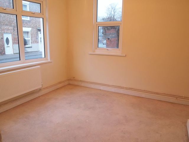  Image of 1 bedroom Flat for sale in Red Lion Street Boston PE21 at Red Lion Street  Boston, PE21 6PZ