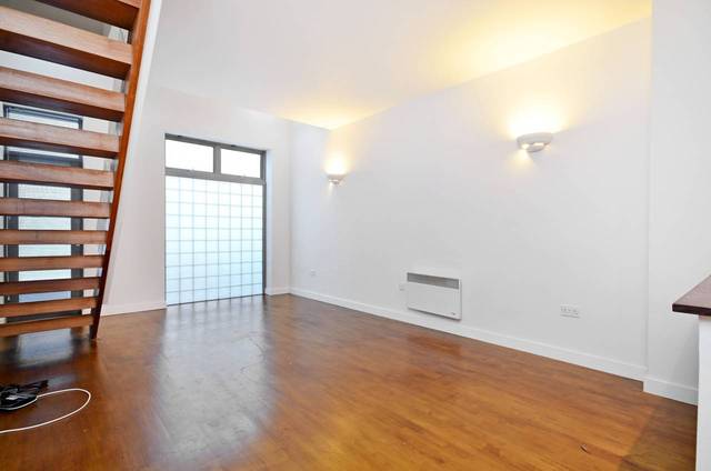  Image of 2 bedroom Flat for sale in Piano Lane Carysfort Road London N16 at Red Square  Hackney, N16 9AY