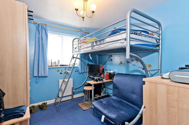  Image of 3 bedroom Semi-Detached house for sale in Redtail Close Runcorn WA7 at Redtail Close  Runcorn, WA7 1GN