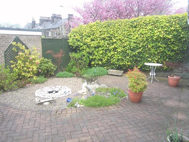  Image of 2 bedroom Bungalow for sale in Redwood Grove Yeadon Leeds LS19 at Yeadon Leeds Yeadon, LS19 7JW