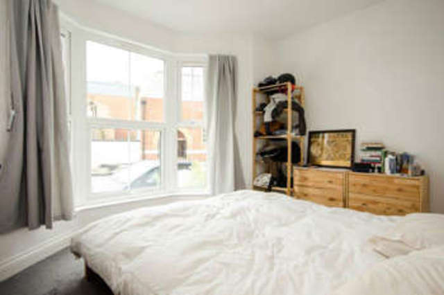  Image of 1 bedroom Ground Flat to rent in Reighton Road London E5 at Reighton Road  Greater London, E5 8SG