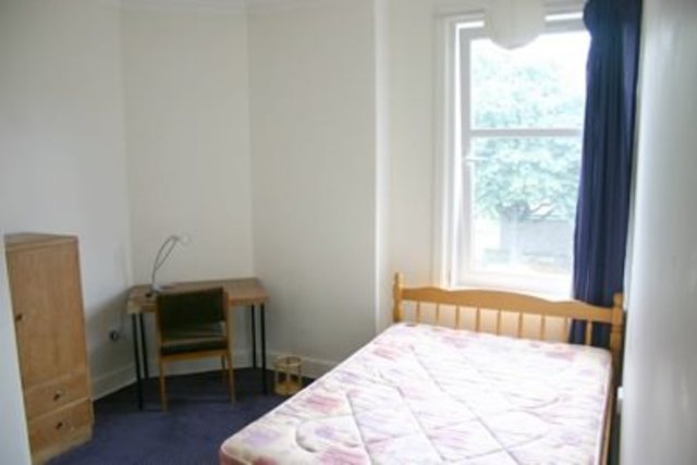  Image of 5 bedroom Flat to rent in Relugas Road Edinburgh EH9 at Newington Edinburgh Edinburgh, EH9 2LZ