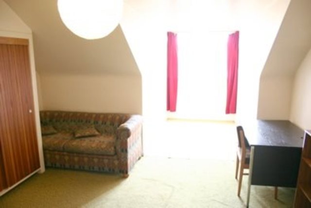  Image of 5 bedroom Flat to rent in Relugas Road Edinburgh EH9 at Newington Edinburgh Edinburgh, EH9 2LZ