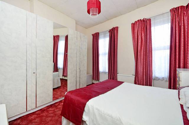  Image of 4 bedroom Detached house for sale in Rendlesham Road London E5 at Rendlesham Road  Clapton, E5 8PA