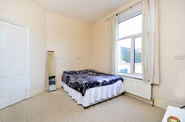  Image of 4 bedroom Detached house for sale in Rendlesham Road London E5 at Rendlesham Road  Clapton, E5 8PA