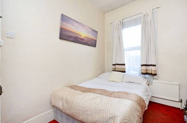  Image of 4 bedroom Detached house for sale in Rendlesham Road London E5 at Rendlesham Road  Clapton, E5 8PA