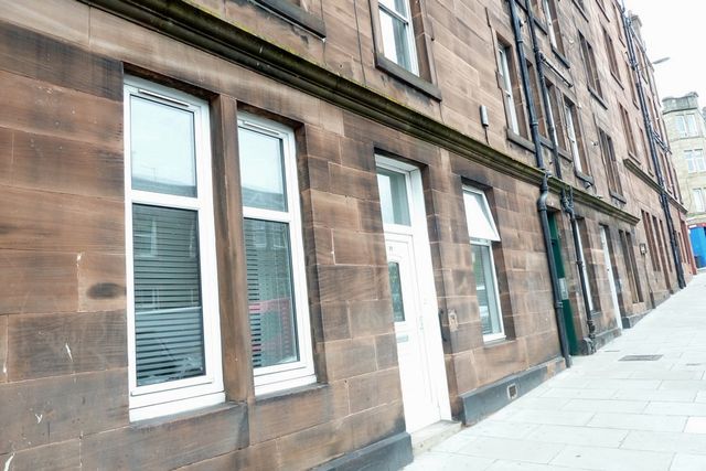  Image of 2 bedroom Flat to rent in Restalrig Road Edinburgh EH6 at Leith Links Edinburgh Edinburgh, EH6 8BD