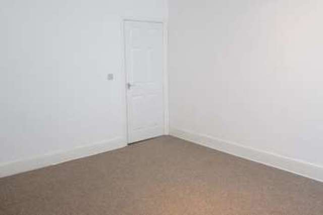  Image of 2 bedroom Flat to rent in Vale Lodge Rice Lane Walton Liverpool L9 at Liverpool, L9 1LR