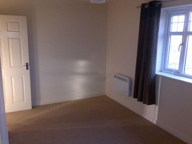  Image of 2 bedroom Flat to rent in Richard Bradley Way Tipton DY4 at Richard Bradley Way  Tipton, DY4 9FB