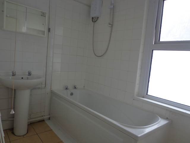  Image of 5 bedroom Detached house to rent in Richard Street Cathays Cardiff CF24 at Cathays Cardiff Roath, CF24 4DB