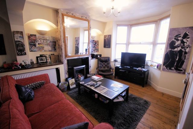  Image of 2 bedroom Terraced house for sale in Richmond Road Gosport PO12 at Richmond Road  Gosport, PO12 3QJ
