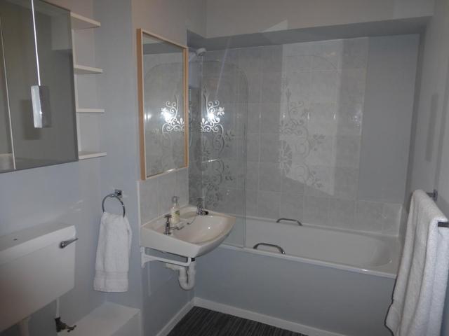  Image of 1 bedroom Flat to rent in Richmond Walk Aberdeen AB25 at Rosemount Aberdeen Aberdeen, AB25 2YT
