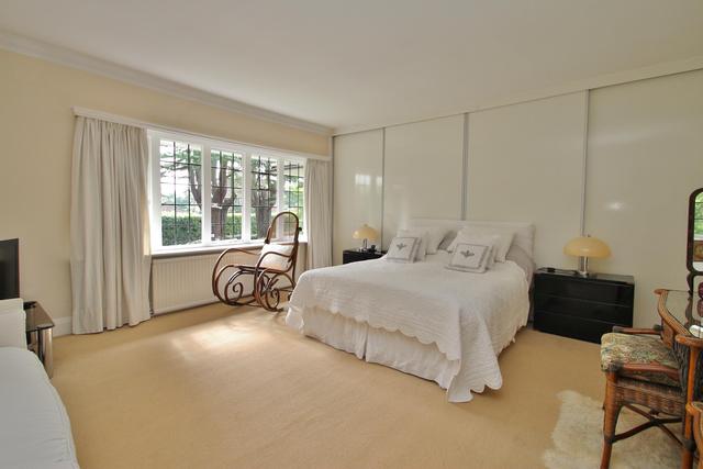  Image of 5 bedroom Semi-Detached house for sale in Ridgeway Horsell Woking GU21 at Horsell Surrey Horsell, GU21 4QR