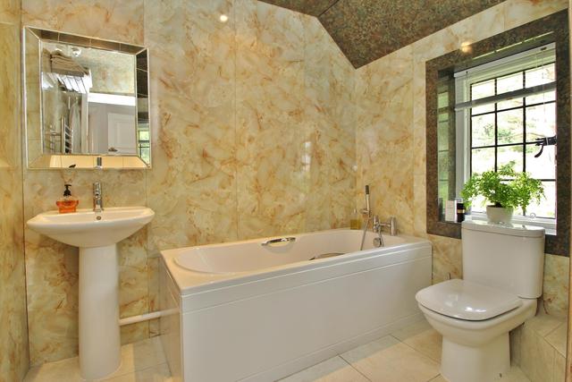  Image of 5 bedroom Semi-Detached house for sale in Ridgeway Horsell Woking GU21 at Horsell Surrey Horsell, GU21 4QR