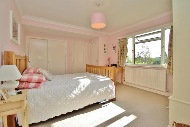 Image of 5 bedroom Detached house for sale in Ridgeway Horsell Woking GU21 at Horsell Surrey Horsell, GU21 4QR