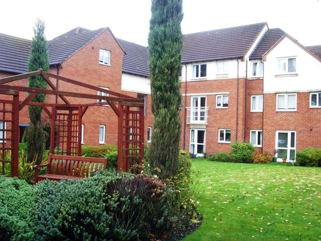  Image of 1 bedroom Retirement Property for sale in Stratford Road Hall Green Birmingham B28 at 1051-1071 Stratford Road Hall Green Birmingham, B28 8AT