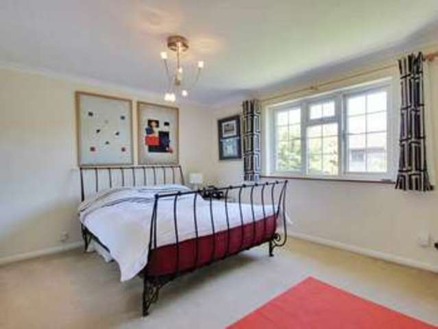  Image of 4 bedroom Detached house for sale in River Mead Ifield Crawley RH11 at River Mead Ifield Green Crawley, RH11 0NS