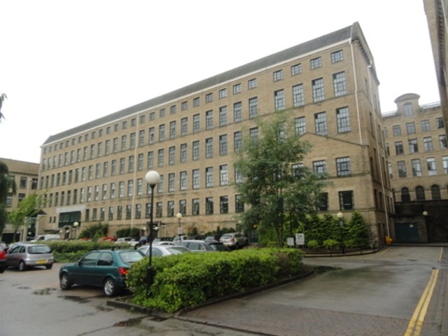  Image of 2 bedroom Flat for sale in Victoria Road Saltaire Shipley BD18 at Saltaire, Shipley, BD18 3LX