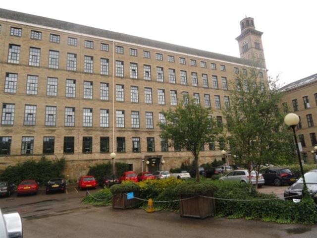  Image of 2 bedroom Flat for sale in Victoria Road Saltaire Shipley BD18 at Saltaire, Shipley, BD18 3LX