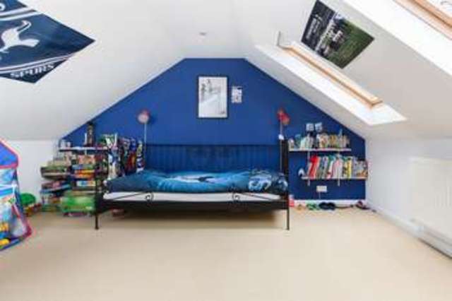  Image of 4 bedroom Property for sale in Riverway London N13 at Riverway London London, N13 5LJ