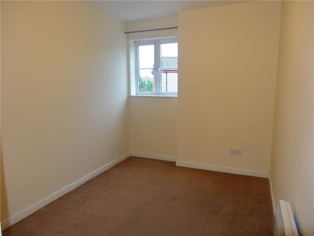  Image of 2 bedroom Flat to rent in Robertsons Gait Paisley PA2 at Paisley Renfrewshire Renfrewshire, PA2 6DN