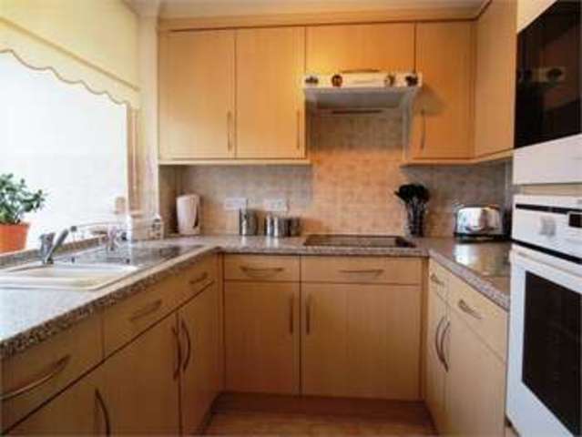 Image of 1 bedroom Retirement Property for sale in Roche Close Rochford SS4 at Roche close Rochford Great Stambridge, SS4 1PU