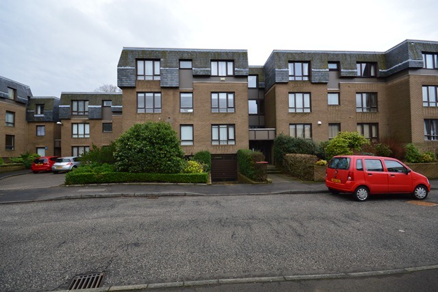  Image of 3 bedroom Flat to rent in Rocheid Park Edinburgh EH4 at Fettes Edinburgh Edinburgh, EH4 1RP