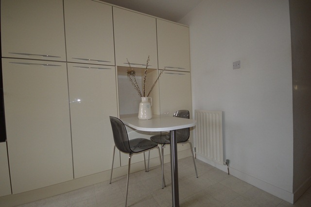  Image of 3 bedroom Flat to rent in Rocheid Park Edinburgh EH4 at Fettes Edinburgh Edinburgh, EH4 1RP