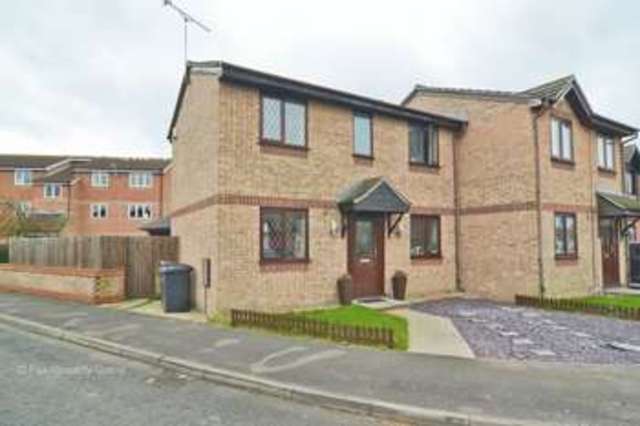  Image of 3 bedroom Semi-Detached house for sale in Parklands Rochford SS4 at Parklands  Rochford, SS4 1SJ