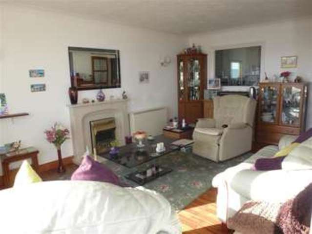  Image of 1 bedroom Apartment for sale in Rock Gardens Bognor Regis PO21 at Bognor Regis West Sussex Bognor Regis, PO21 2LE