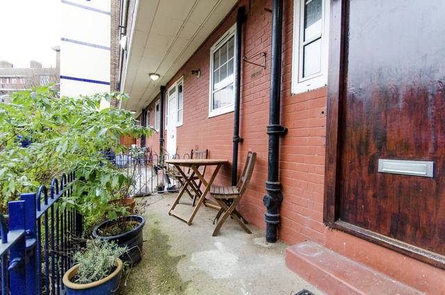  Image of 2 bedroom Flat for sale in Welland Street London SE10 at Rockfield House, Welland Street  Greenwich, SE10 9DR