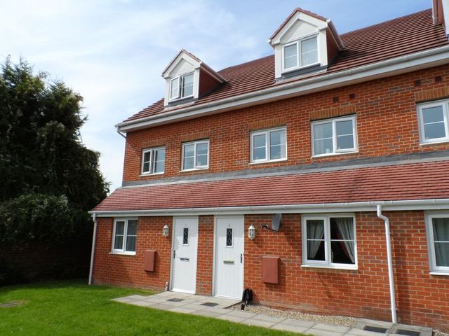  Image of 2 bedroom Flat to rent in Rolling Mill Mews Eastleigh SO50 at Rolling Mill Mews  Eastleigh, SO50 5SX