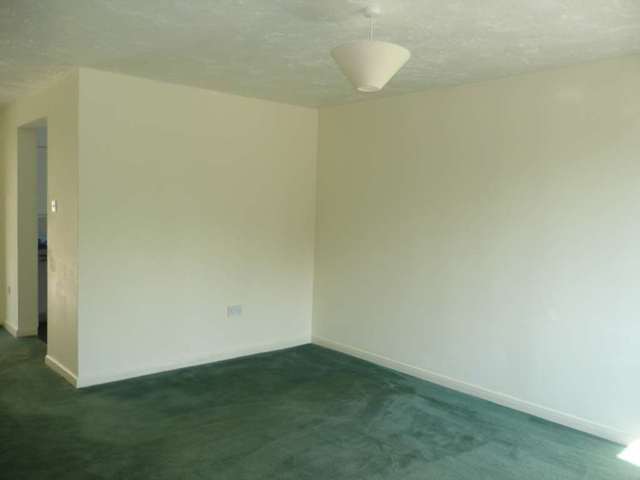  Image of 3 bedroom Semi-Detached house to rent in Roman Way Bicester OX26 at Roman Way  Bicester, OX26 6FL