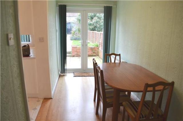  Image of 2 bedroom End of Terrace to rent in Vine Street Romford RM7 at Rush Green, RM7 7LH