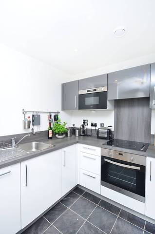  Image of 2 bedroom Flat to rent in Roseberry Place London E8 at Roseberry Place  Dalston, E8 3GD