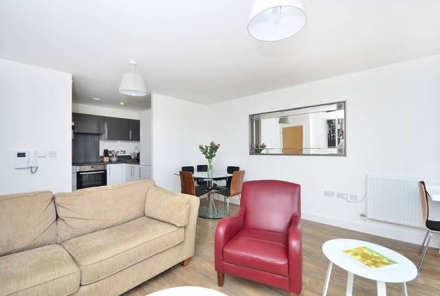  Image of 2 bedroom Flat to rent in Roseberry Place London E8 at Roseberry Place  Dalston, E8 3GD