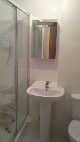  Image of 1 bedroom Retirement Property for sale in Rosebery Court Water Lane Leighton Buzzard LU7 at Water Lane  Leighton Buzzard, LU7 1DL