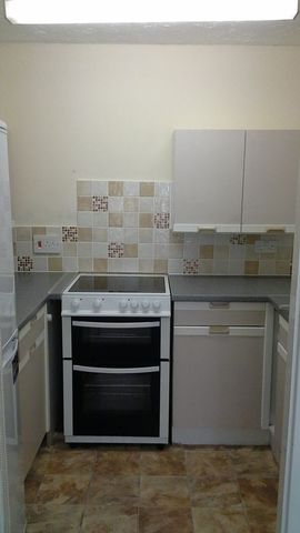  Image of 1 bedroom Retirement Property for sale in Rosebery Court Water Lane Leighton Buzzard LU7 at Water Lane  Leighton Buzzard, LU7 1DL