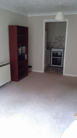  Image of 1 bedroom Retirement Property for sale in Rosebery Court Water Lane Leighton Buzzard LU7 at Water Lane  Leighton Buzzard, LU7 1DL