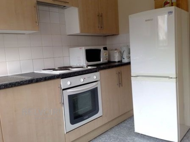  Image of 4 bedroom Terraced house to rent in Rosebery Terrace Stirling FK8 at Riverside Dundee Dundee, FK8 1TX