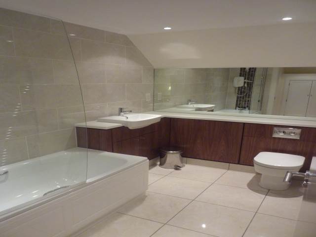  Image of 2 bedroom Flat to rent in Roseburn Terrace Edinburgh EH12 at West End Edinburgh Edinburgh, EH12 6AW