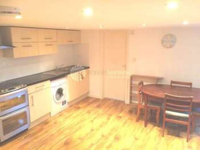  Image of 1 bedroom Apartment to rent in Rosedene Avenue London SW16 at Rosedene Avenue  Greater London, SW16 2LS
